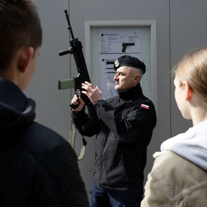 Komu zależy na lęku przed wojną w polskich mediach społecznościowych